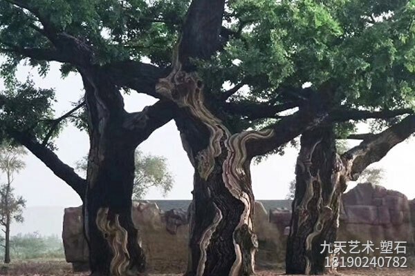 大型人造水泥榕樹(shù)景觀(guān) 大型人造水泥榕樹(shù)景觀(guān)