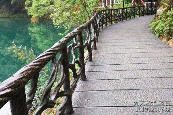 棧道水泥直塑圍欄 棧道水泥直塑圍欄